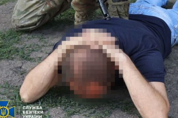 СБУ затримала шпигуна рф, який передавав дані про українських військових на Донеччині