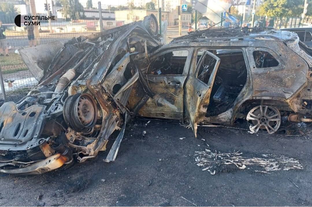 В результате ракетного удара по Сумам пострадал по меньшей мере один человек