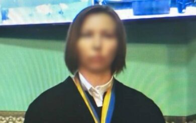 Звільнено суддю з Херсонщини, яку підозрюють у державній зраді