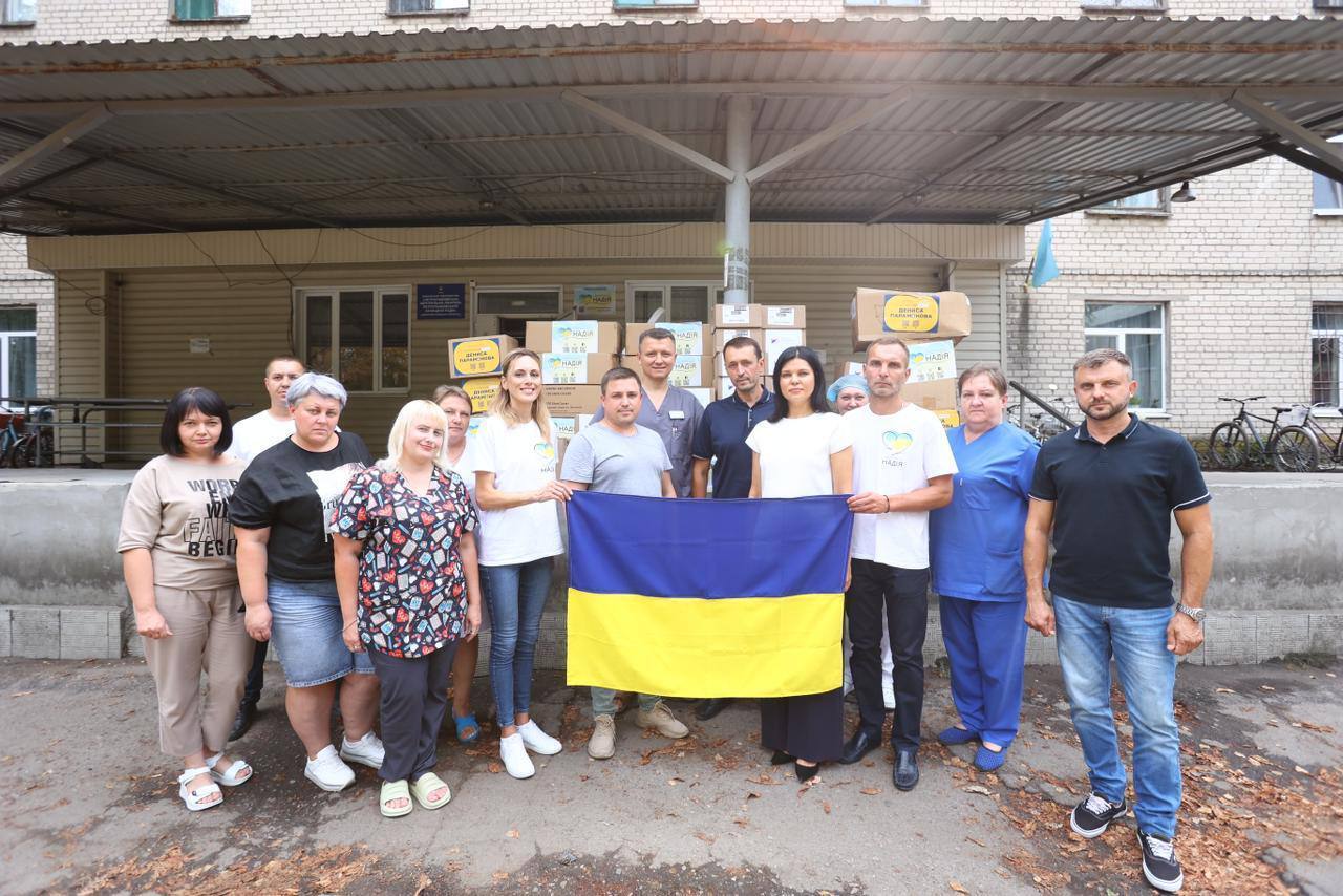 Ко Дню независимости Украины БФ молодежной инициативы ''Надежда'' передала крупную партию помощи на Донбасс