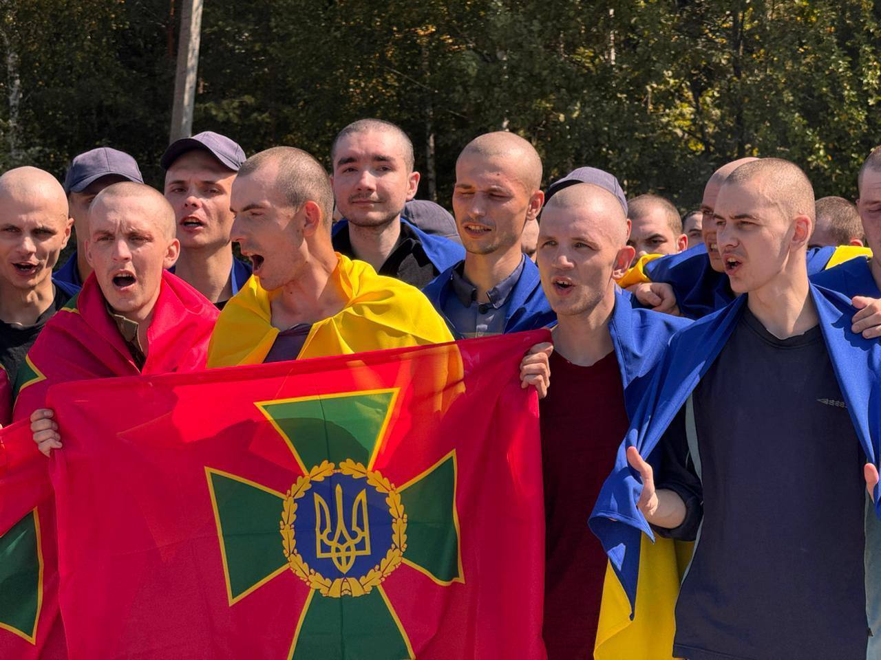 Володимир Зеленський: ще 115 захисників України повернулися додому