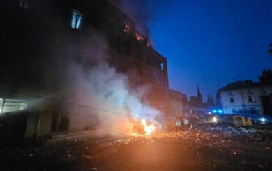 Массированные авиаудары: россия атаковала Сумы, Львов и другие города Украины