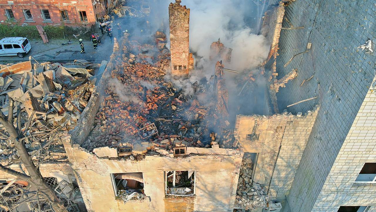 У Львові внаслідок атаки рф пошкоджено щонайменше сім пам'яток архітектури