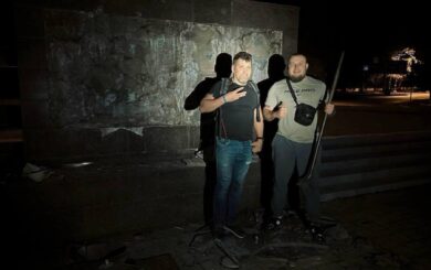 В Одессе демонтировали памятник советскому вождю во время комендантского часа