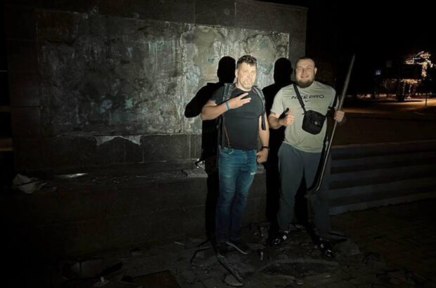 В Одесі демонтували пам’ятник радянському вождю під час комендантської години