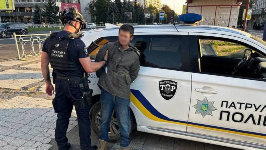 В Ужгороде мужчина взорвал гранату у жилого дома