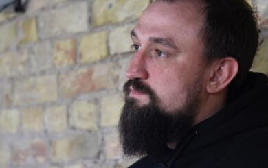 Дениса Кошельника забрали на ВЛК после акции в поддержку военнопленных