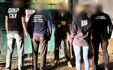 В Закарпатье командира батальона задержали за взятки за службу в тылу: детали задержания