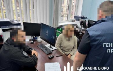 Чиновницу из Хмельницка задержали по подозрению в незаконном обогащении: изъяты миллионы долларов