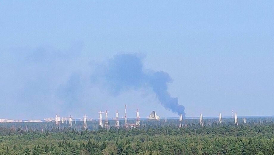 В оккупированном Бердянске раздались мощные взрывы: есть попадания в районе порта