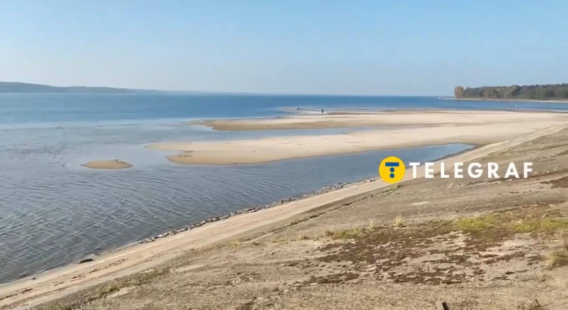 Рекордное обмеление Киевского водохранилища: уровень воды упал на полтора-два метра