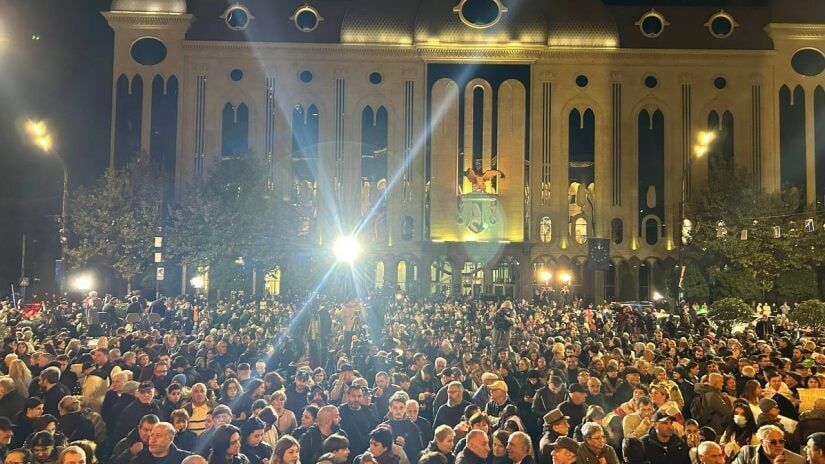 У Тбілісі розпочинається мітинг через фальсифікацію виборів: деталі
