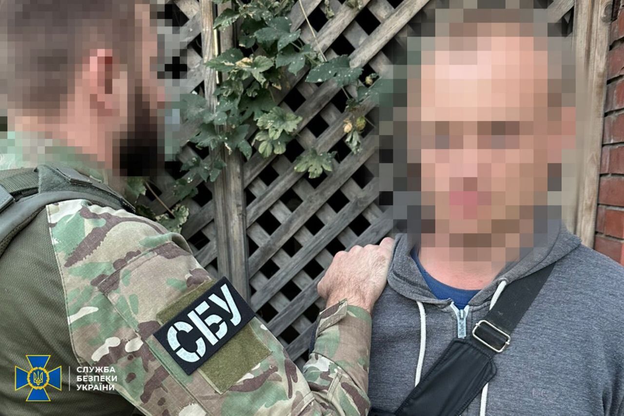 СБУ затримала чотири російських агентів, які керували ворожими ударами на Донеччині