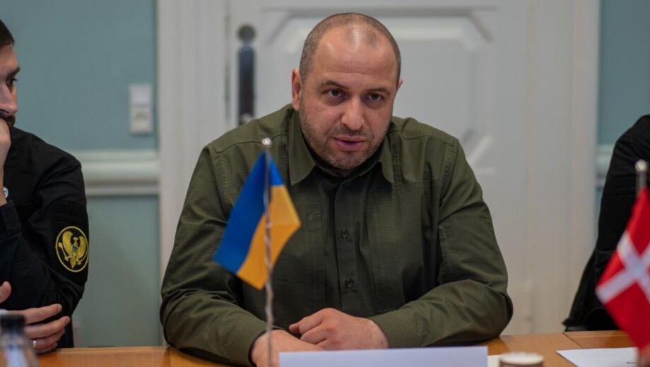 В Раде появился проект постановления об увольнении министра обороны Умерова