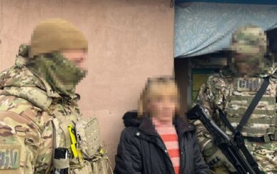 Жительницу Лимана задержали за сотрудничество с оккупантами во время боев за город