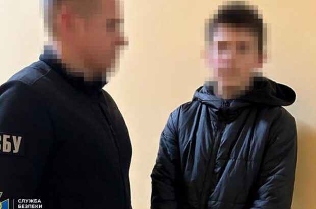 14-летних подростков задержали за подрыв взрывчатки под райотделом Киевской области