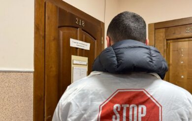 Скандал в Печерском суде: журналистов не допустить к заседанию по делу экс-налоговика Януковича Головача