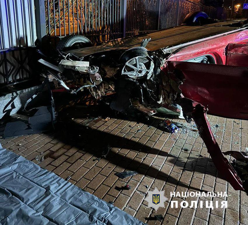 ДТП у Києві: п’яна водійка Tesla позбавила життя двох пасажирів