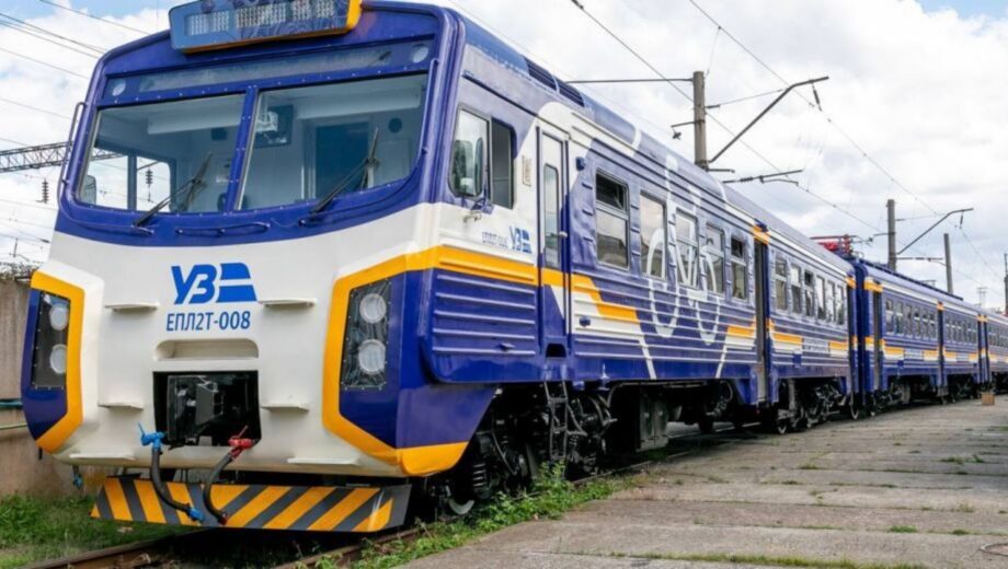 Укрзалізниця офіційно відреагувала на скандал із жіночим купе