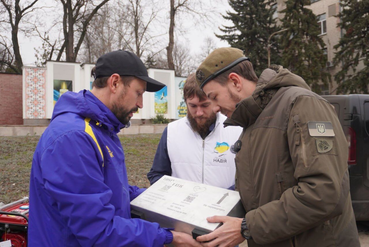 Допомога від фонду ''Надія'' Валерія Дубіля разом із Євгеном Довбнею