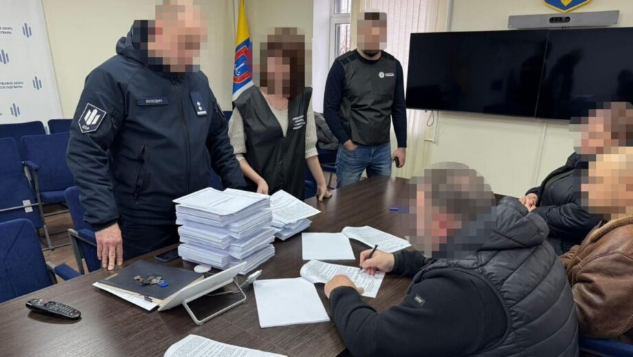 Депутату Кировоградщины сообщили о подозрении в схемах закупки некачественной одежды для военных
