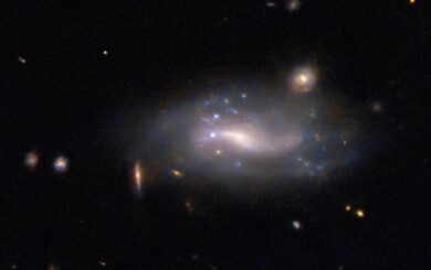 Яркая сверхновая в 400 млн световых лет: Hubble сделал уникальный снимок