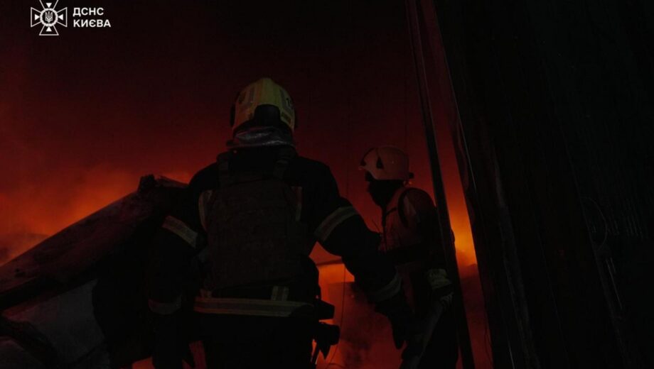 Нічна атака на столицю: балістичні ракети спричинили вибухи та загоряння