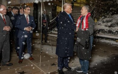Росія звільнила американського вчителя Марка Фогеля: Трамп зустрів його у Білому домі