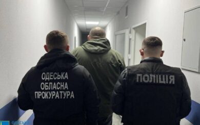 В Одесской области местный депутат занимался сливом опасных отходов