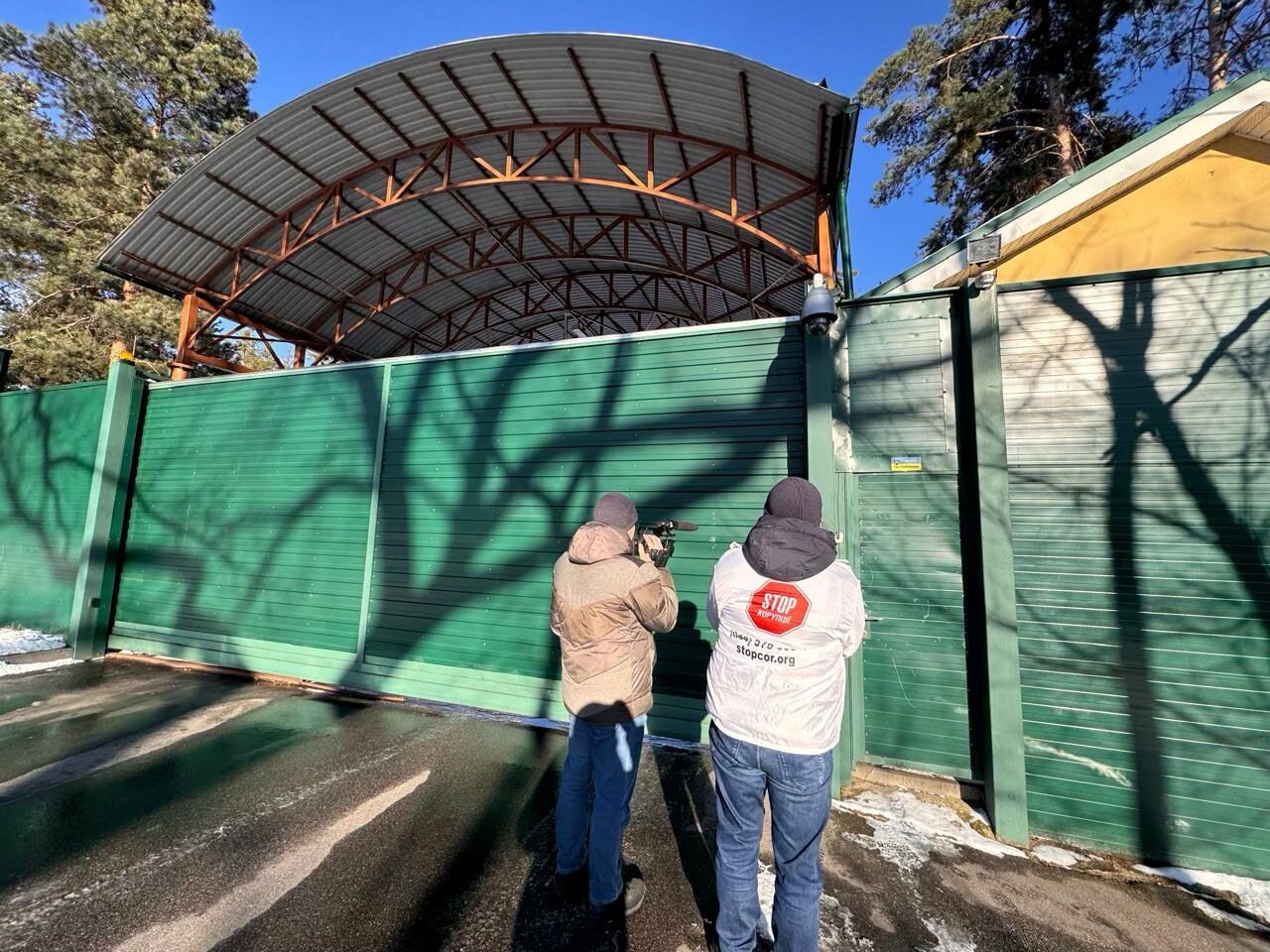Журналисты показали имение Юры Енакиевского под Киевом