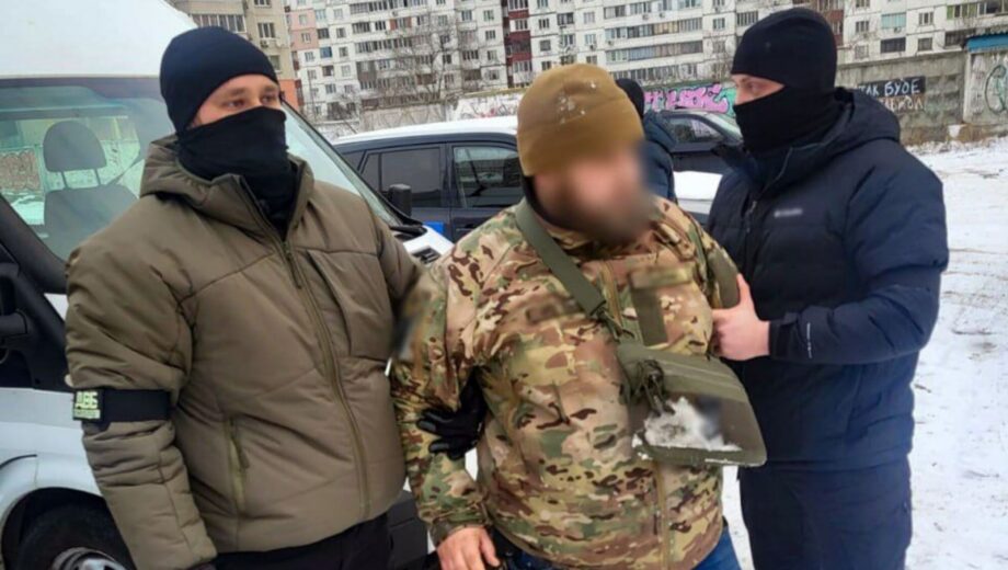 У Києві викрили схему продажу авто для ЗСУ: зловмисникам загрожує до 7 років