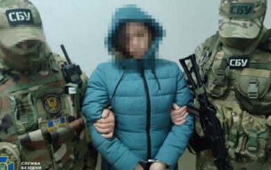 СБУ обнаружила тайники со взрывчаткой и оружием в Одессе
