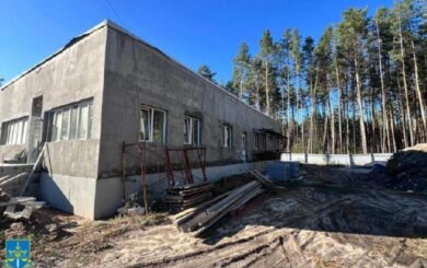 Фіктивні роботи та завищені кошториси: посадовця ДСНС підозрюють у масштабних збитках