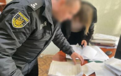 Фіктивний шлюб з людьми з інвалідністю: кіберполіцейські викрили злочинну схему ухилення від мобілізації