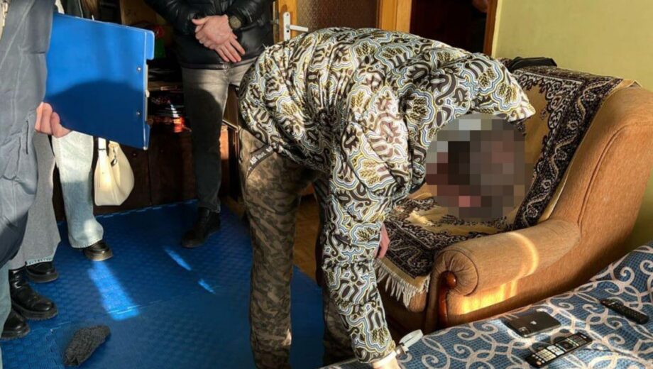 На Волыни разоблачили правоохранителя, который за $10 000 переправлял уклонистов за границу