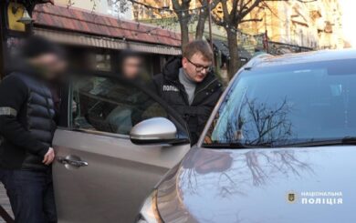 За вымогательство взятки двум военным грозит до восьми лет тюрьмы