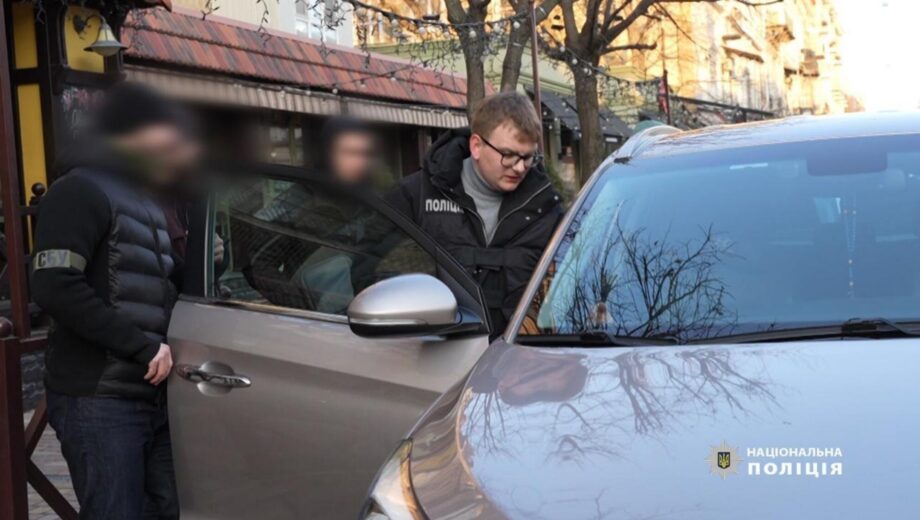 За вымогательство взятки двум военным грозит до восьми лет тюрьмы