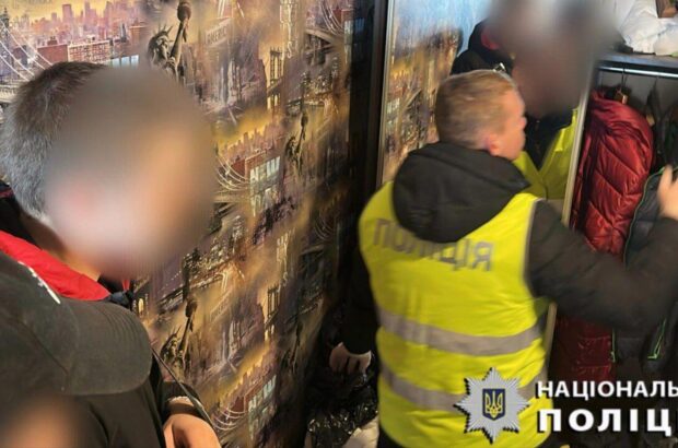 У Київській області викрили аферу: зловмісник ошукував сім’ю зниклих бійців ЗСУ
