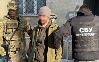 Деньги на »обмен» – в карман: в Харькове задержали мужчину, который обманывал семьи военнопленных