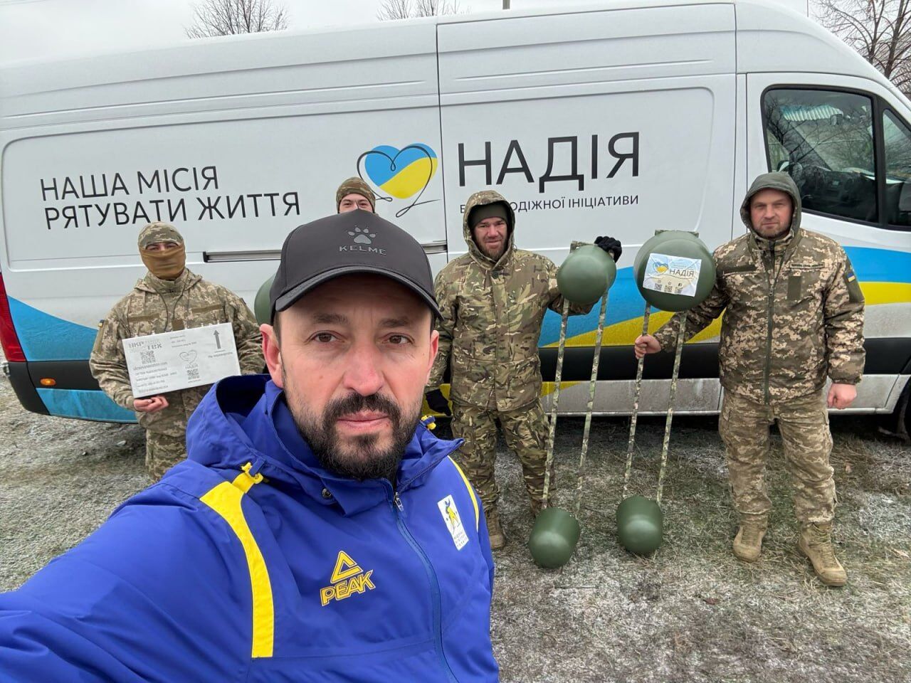 Валерий Дубиль вместе с БФ молодежной инициативы ''Надежда'' и партнерами осуществили 215 гуманитарных миссий на фронт