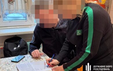 ДБР заблокувало схему нелегального зняття з військового обліку за великі хабарі