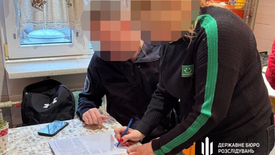 ДБР заблокувало схему нелегального зняття з військового обліку за великі хабарі
