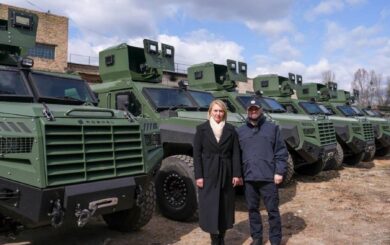 Американские MRAP уже в Украине: технику получили полиция и пограничники