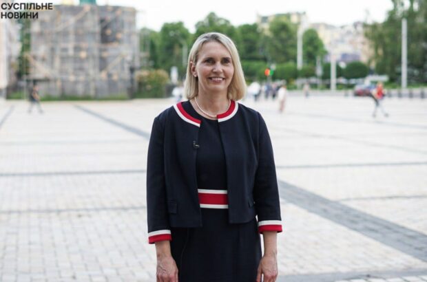 Посолка США в Україні подає у відставку — причини особисті та політичні