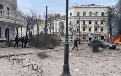 Россия атаковала Сумы в Вербное воскресенье: ракета попала в троллейбус с людьми