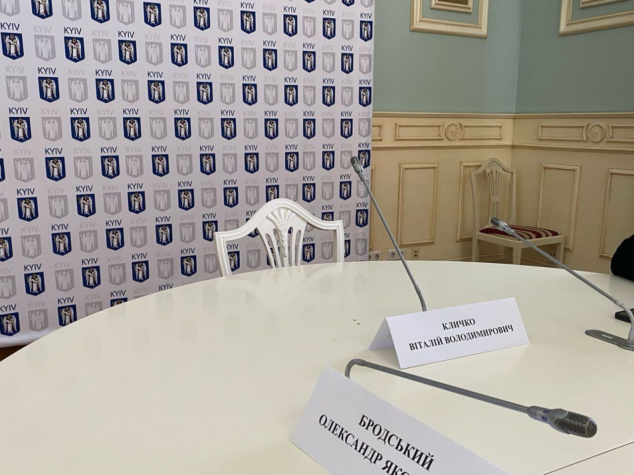 Кличко проігнорував засідання комісії ''Прозорість і підзвітність'' у КМДА