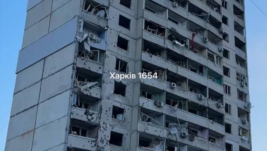 В Харькове враг попал баллистикой в многоэтажку: по меньшей мере 50 пострадавших