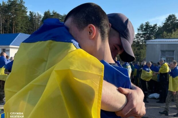 Украина вернула из российского плена 277 защитников накануне Пасхи