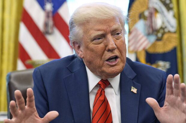 Зміна курсу: Трамп відновив експорт зброї до України