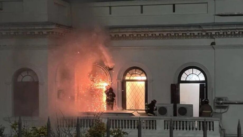Пожежа в російському посольстві в Уругваї: пожежники приборкали вогонь